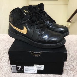 Air Jordan 1 Phat (GS) 2011 size 7Y Black/Gold